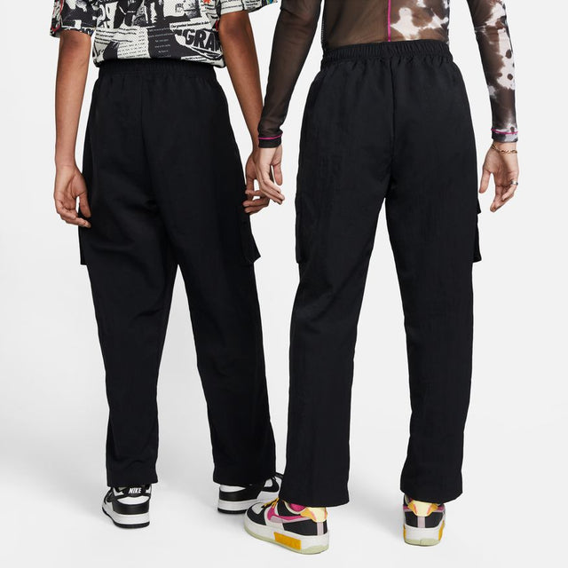 Buy NIKE Nike Sportswear Essential DO7209-010 Canada Online